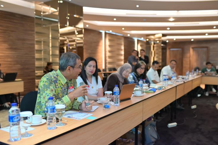 Participants at J-PAL SEA’s Learning Collaborative: Innovation for MSME Development Initiative