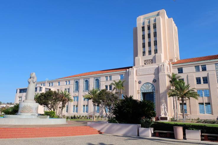 Photo of San Diego Town Hall